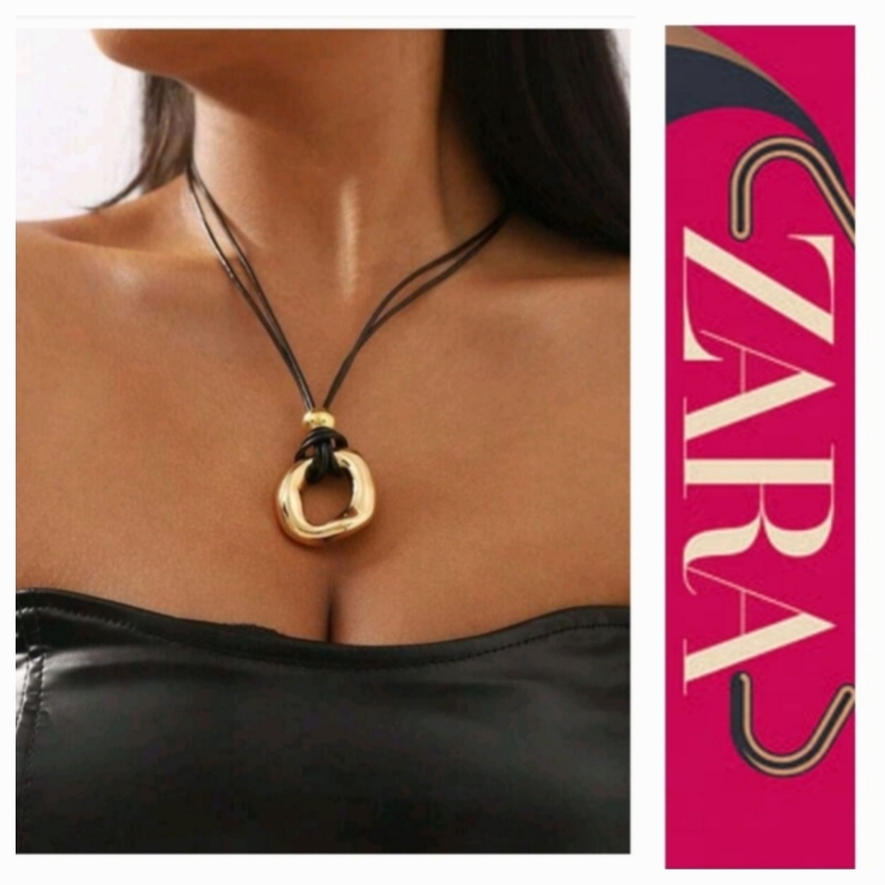 ZARA Chunky Statement Necklace